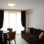 Apartment Amazing Sea