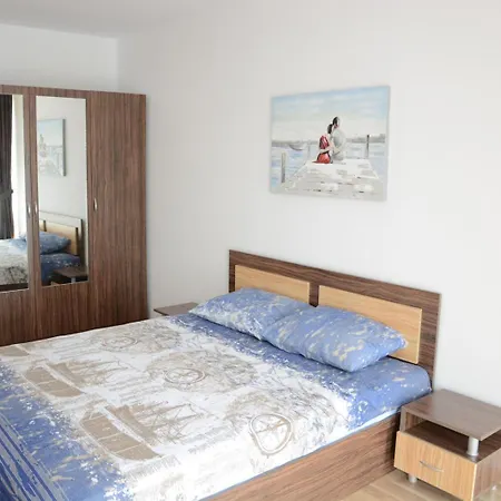 Apartment Amazing Sea